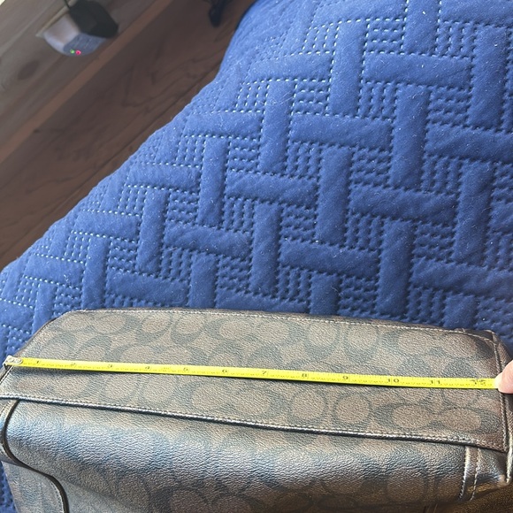 Beautiful brown on brown Coach satchel purse - Picture 13 of 14